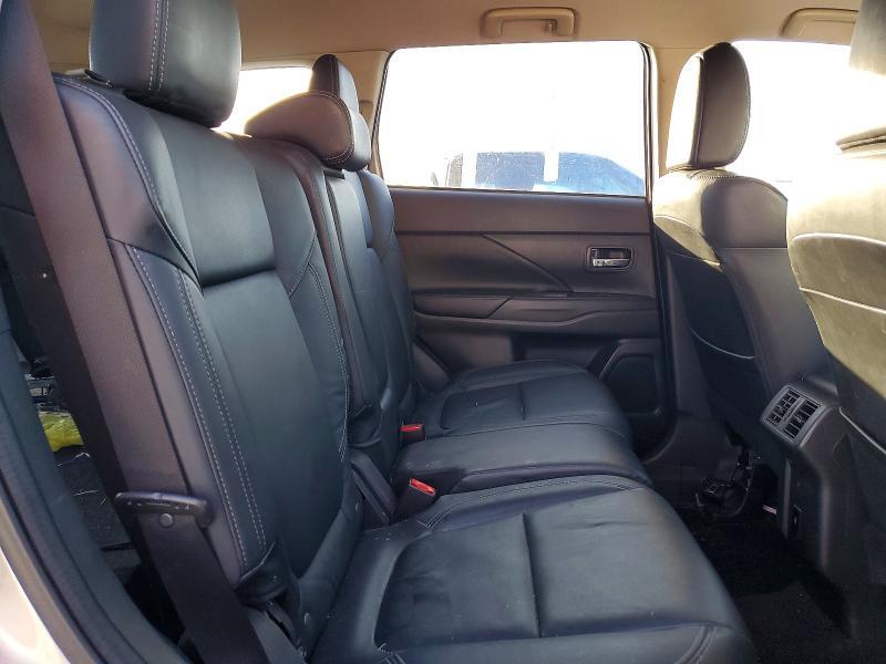 2020 Mitsubishi Outlander se