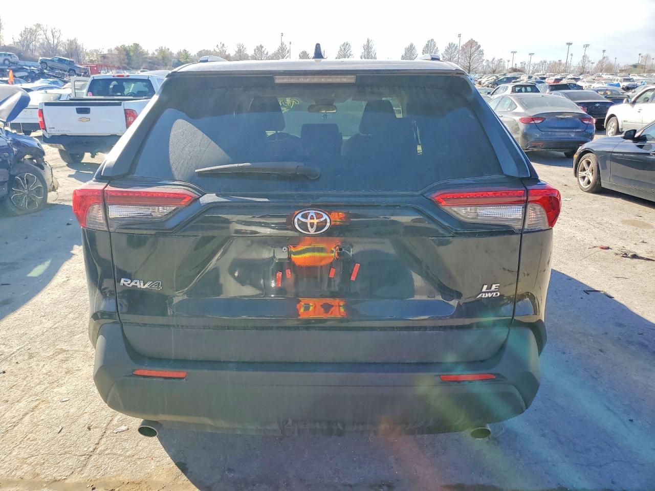 2020 Toyota Rav4 le