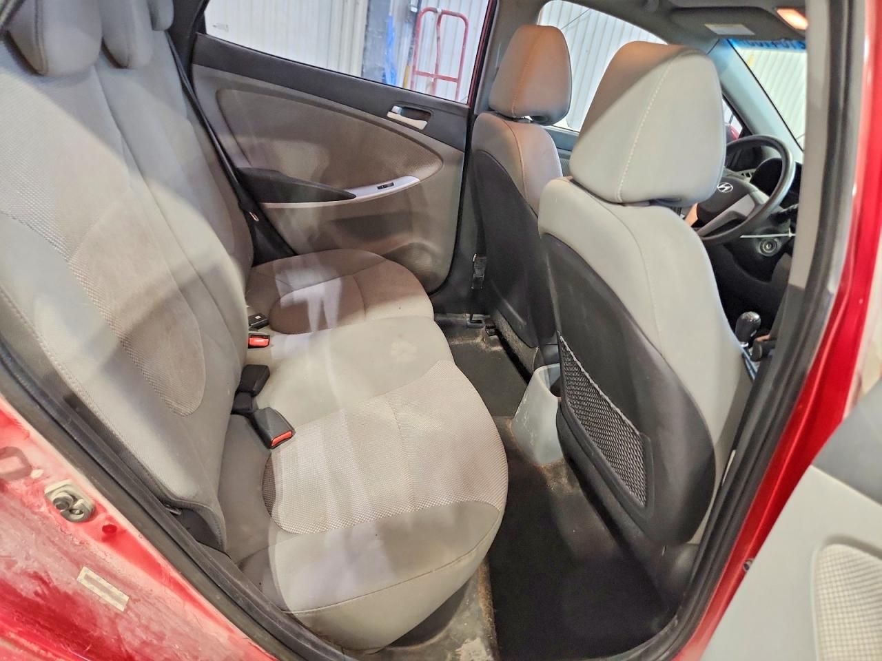 2014 Hyundai Accent gls