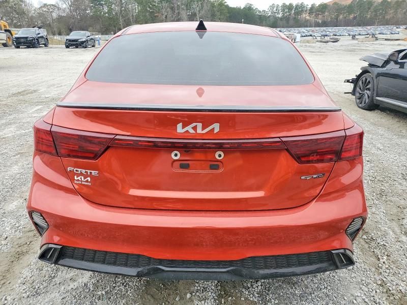 2023 KIA Forte gt Line