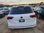 2023 Volkswagen Tiguan sel R-line Black