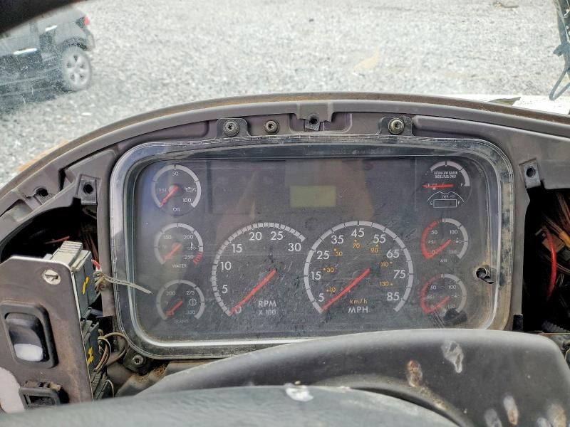 2015 Freightliner Business Class M2 Refuse Truck