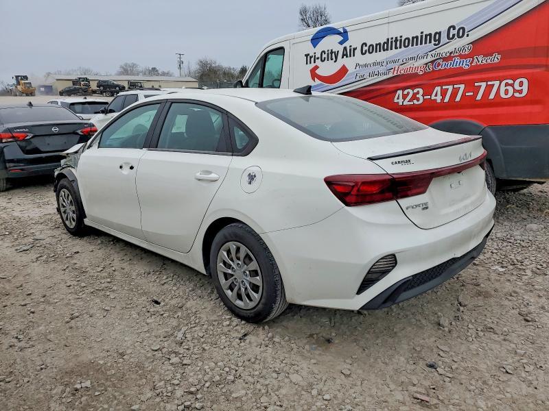 2022 KIA Forte fe