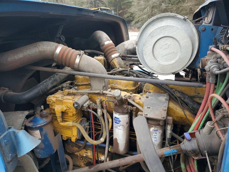 1993 Freigliner 1993 Freightliner Convention-Semi Truck