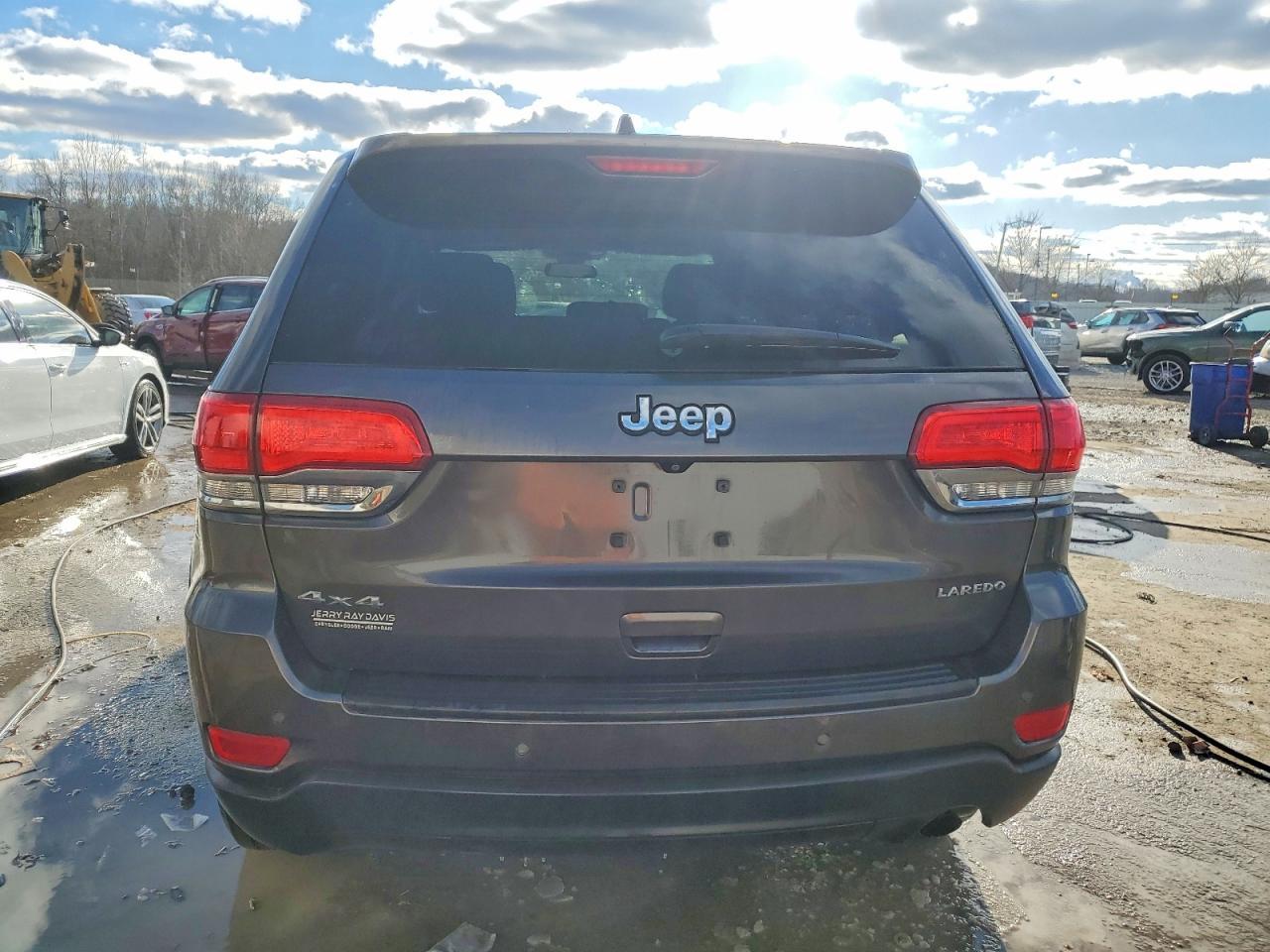 2018 Jeep Grand Cherokee Laredo