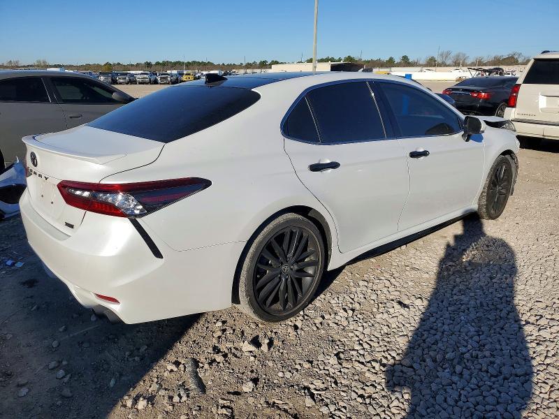 2021 Toyota Camry xse