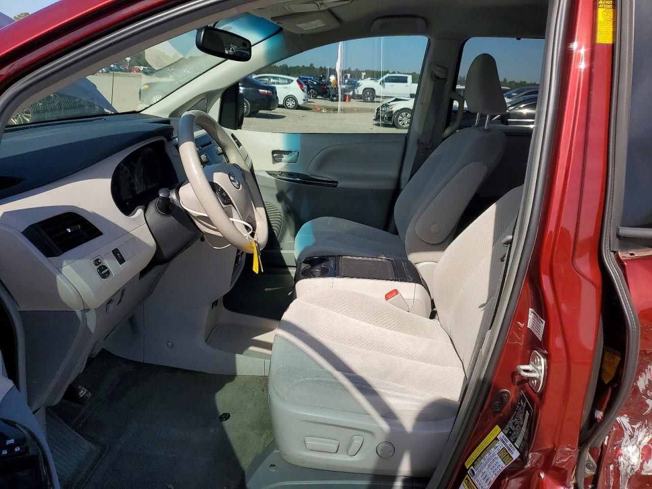 2013 Toyota Sienna le