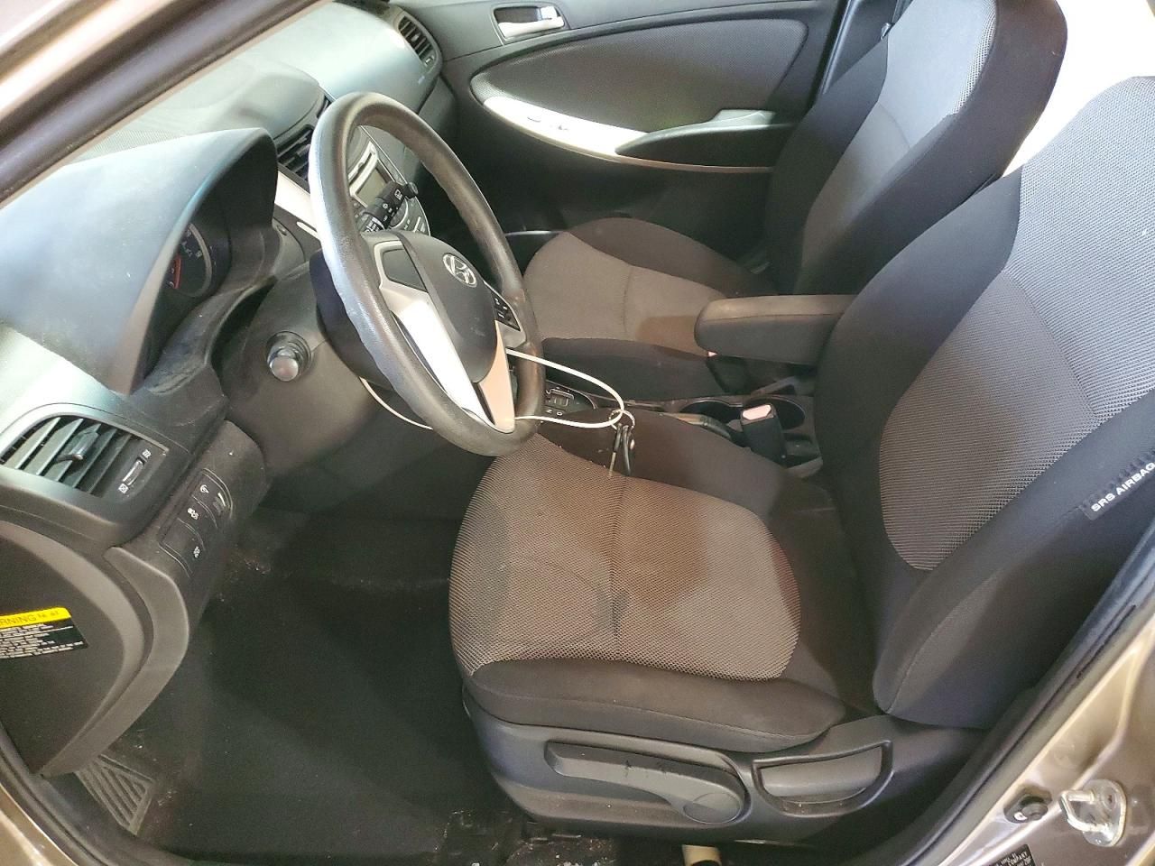 2012 Hyundai Accent gls