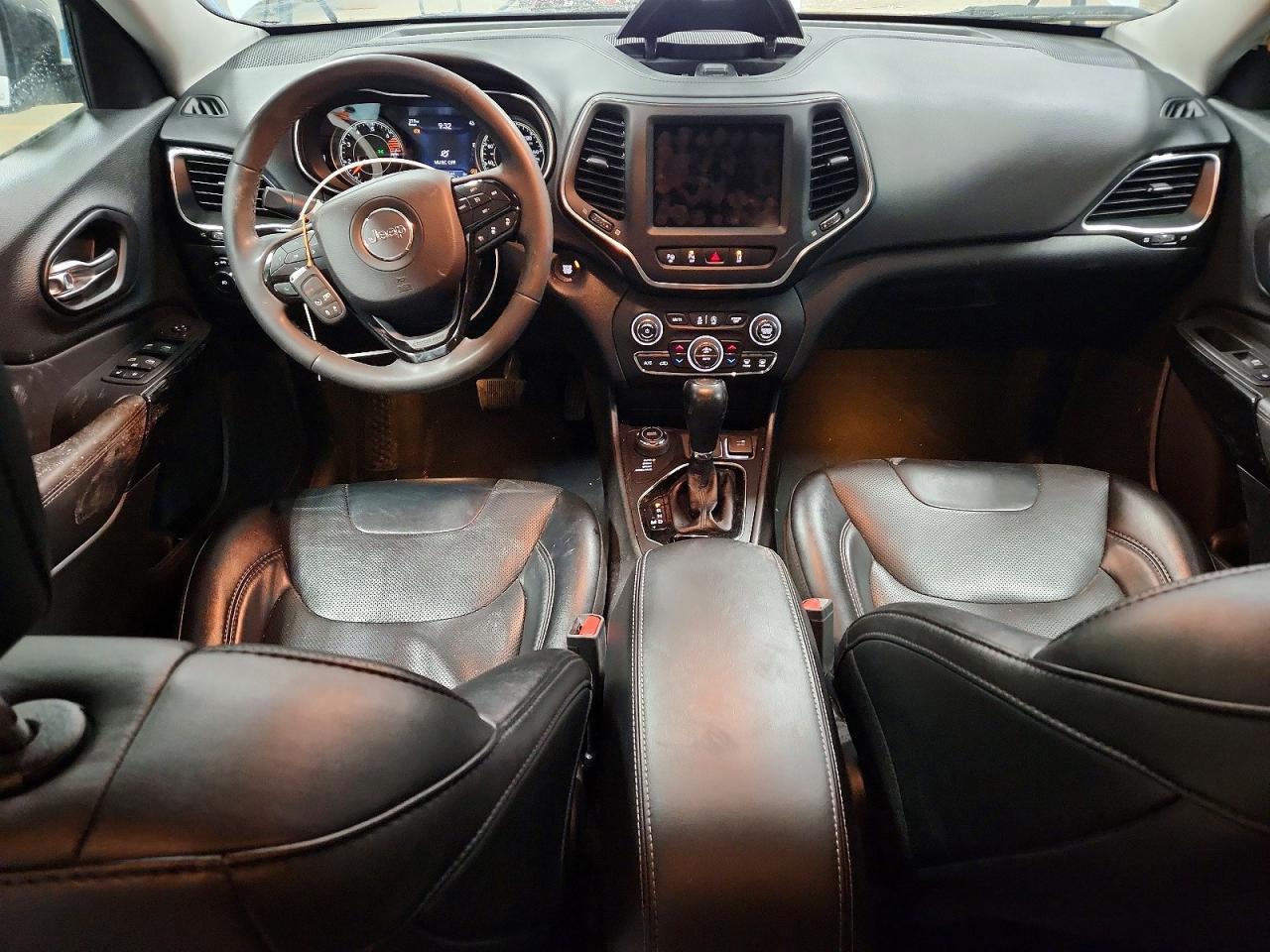 2023 Jeep Cherokee Altitude lux