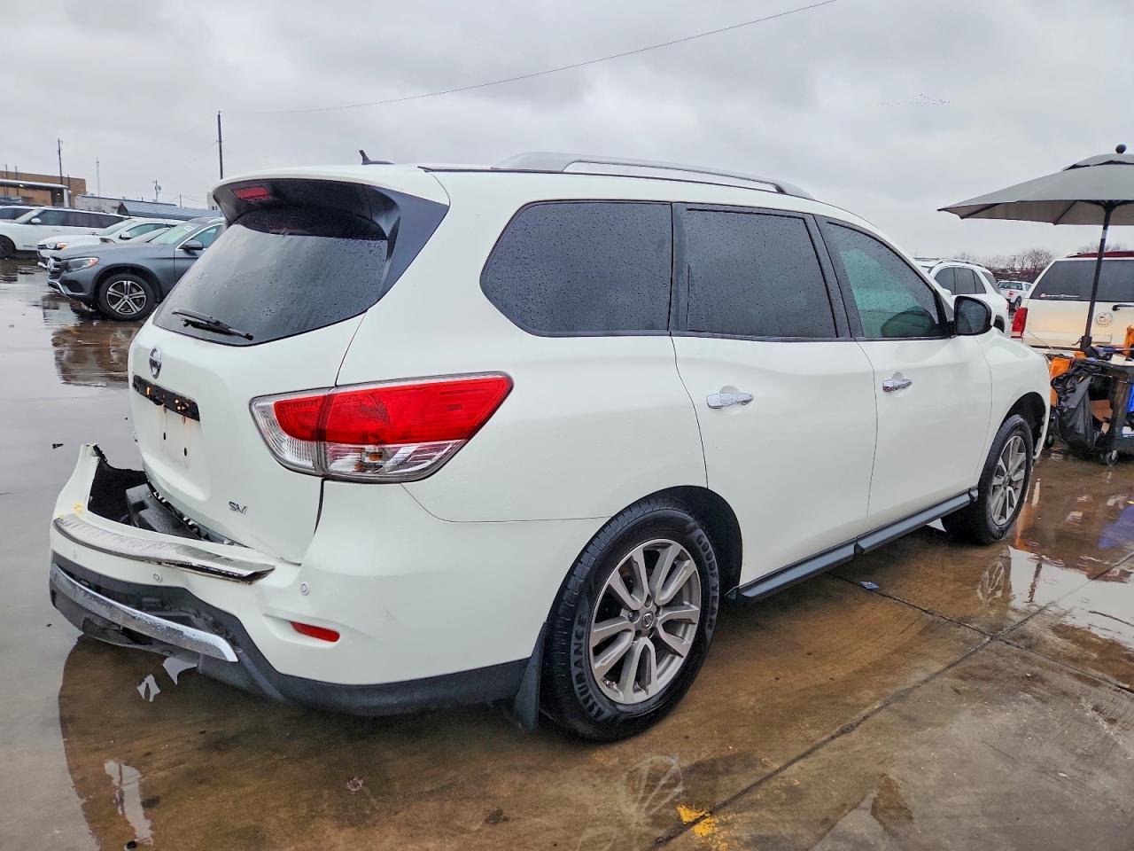 2015 Nissan Pathfinder s