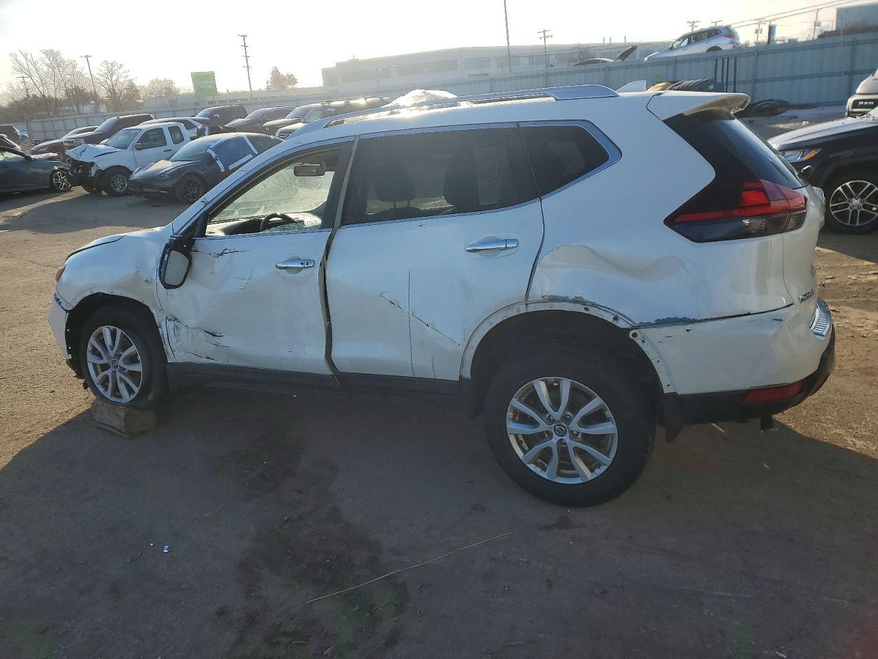 2018 Nissan Rogue sv