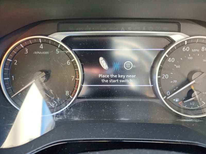 2022 Nissan Pathfinder sv