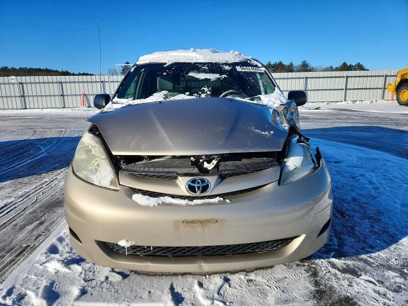 2006 Toyota Sienna ce