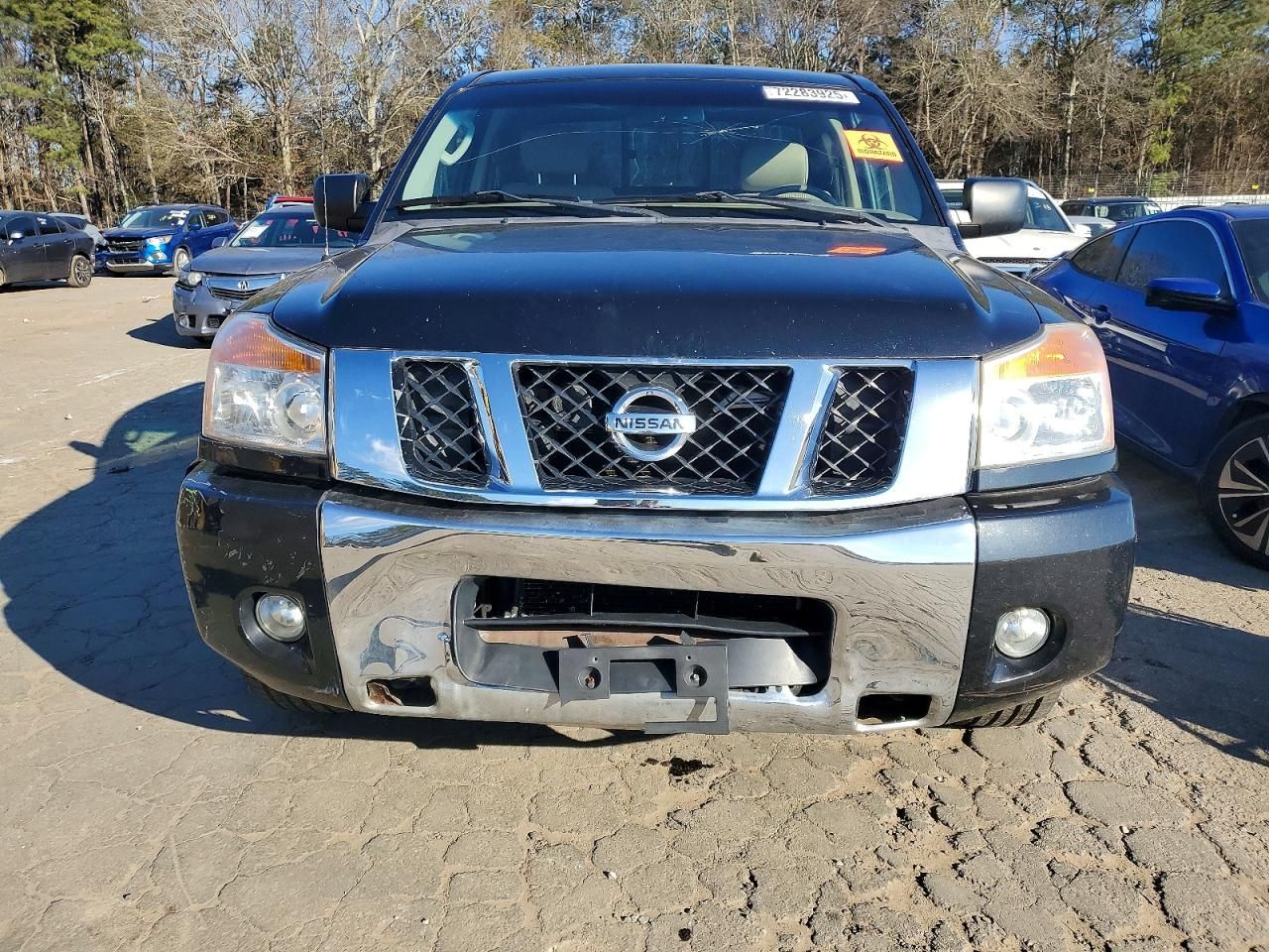 2011 Nissan Titan s