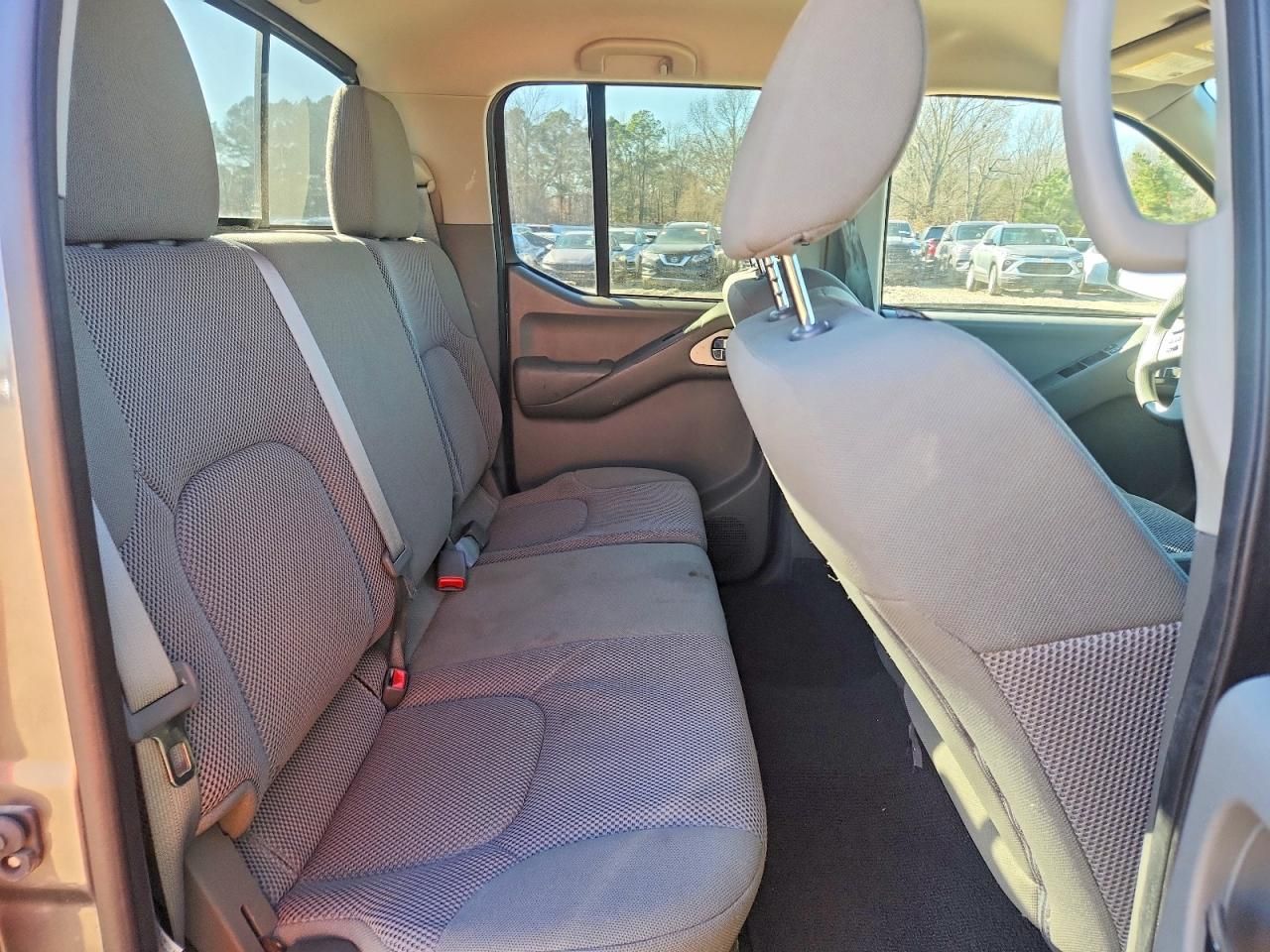 2019 Nissan Frontier s