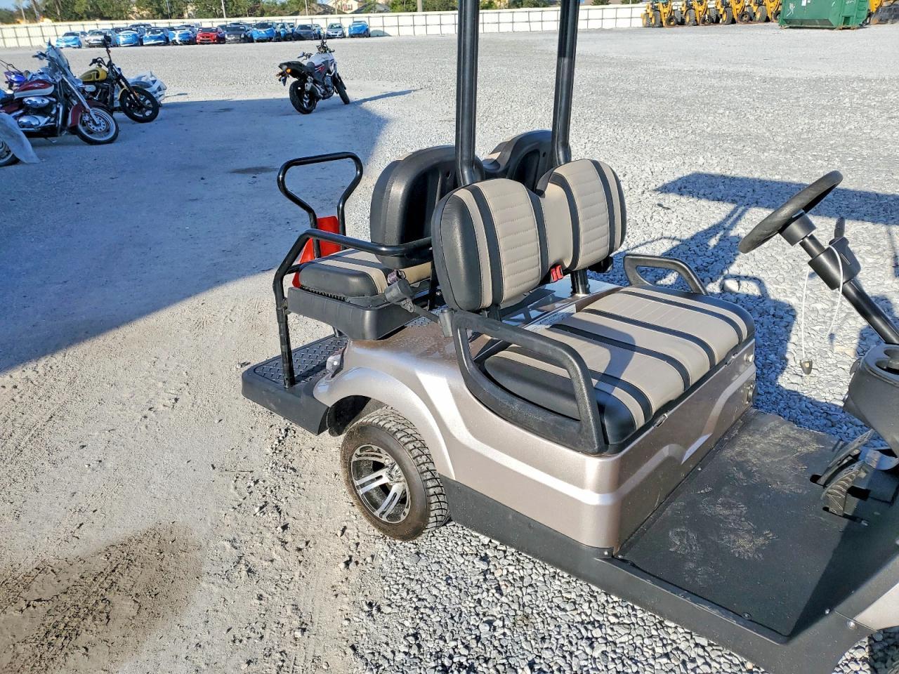 2023 Icon Golf Cart