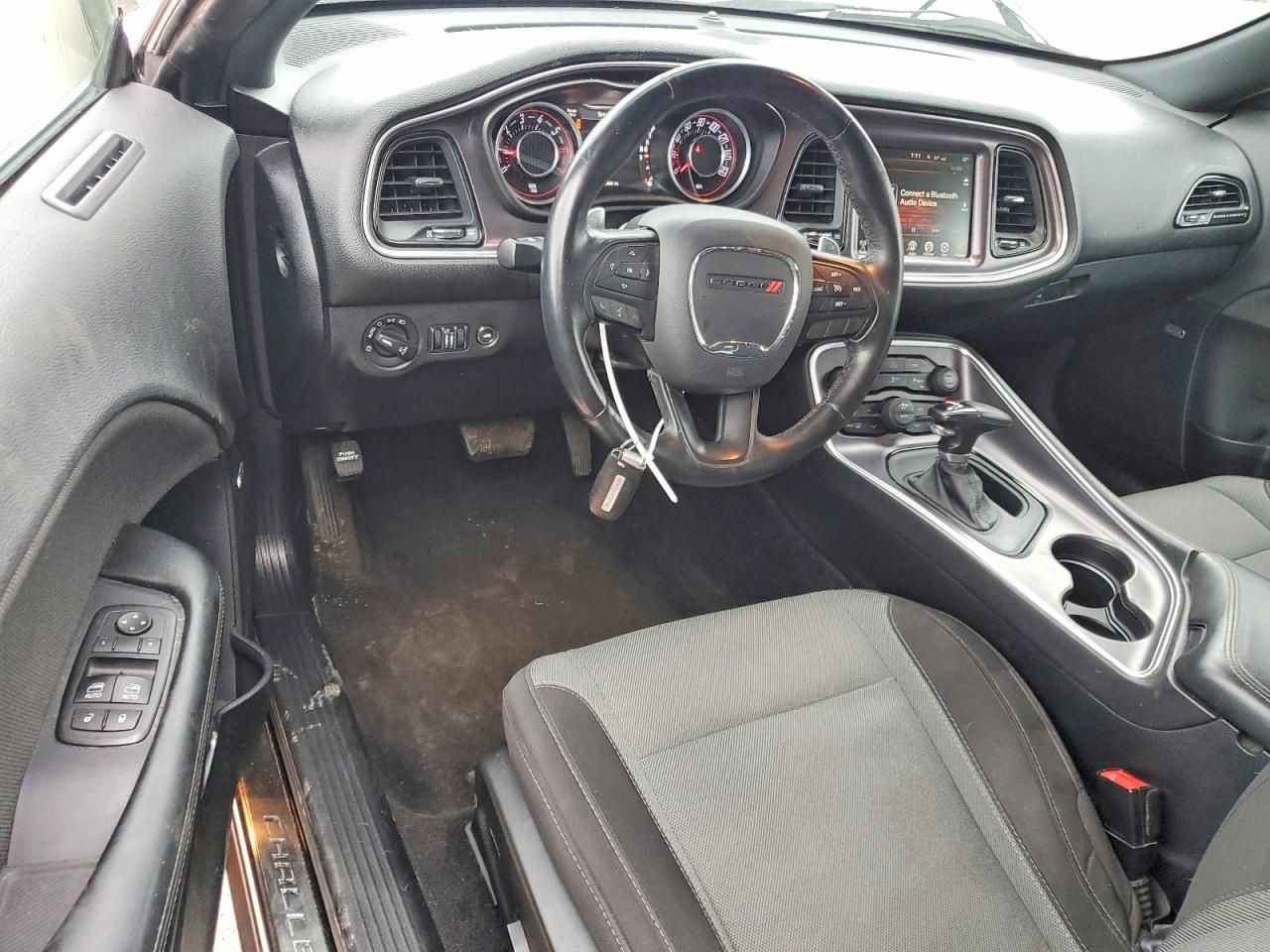 2015 Dodge Challenger sxt