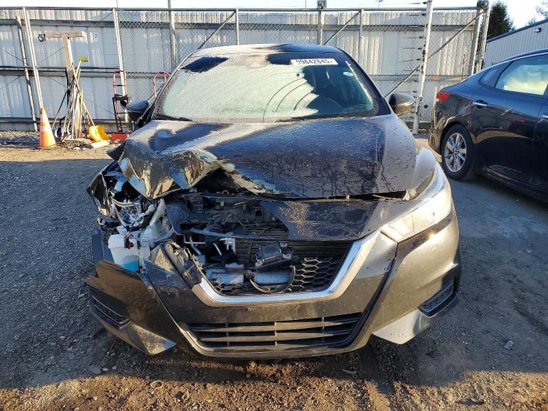 2021 Nissan Versa sv
