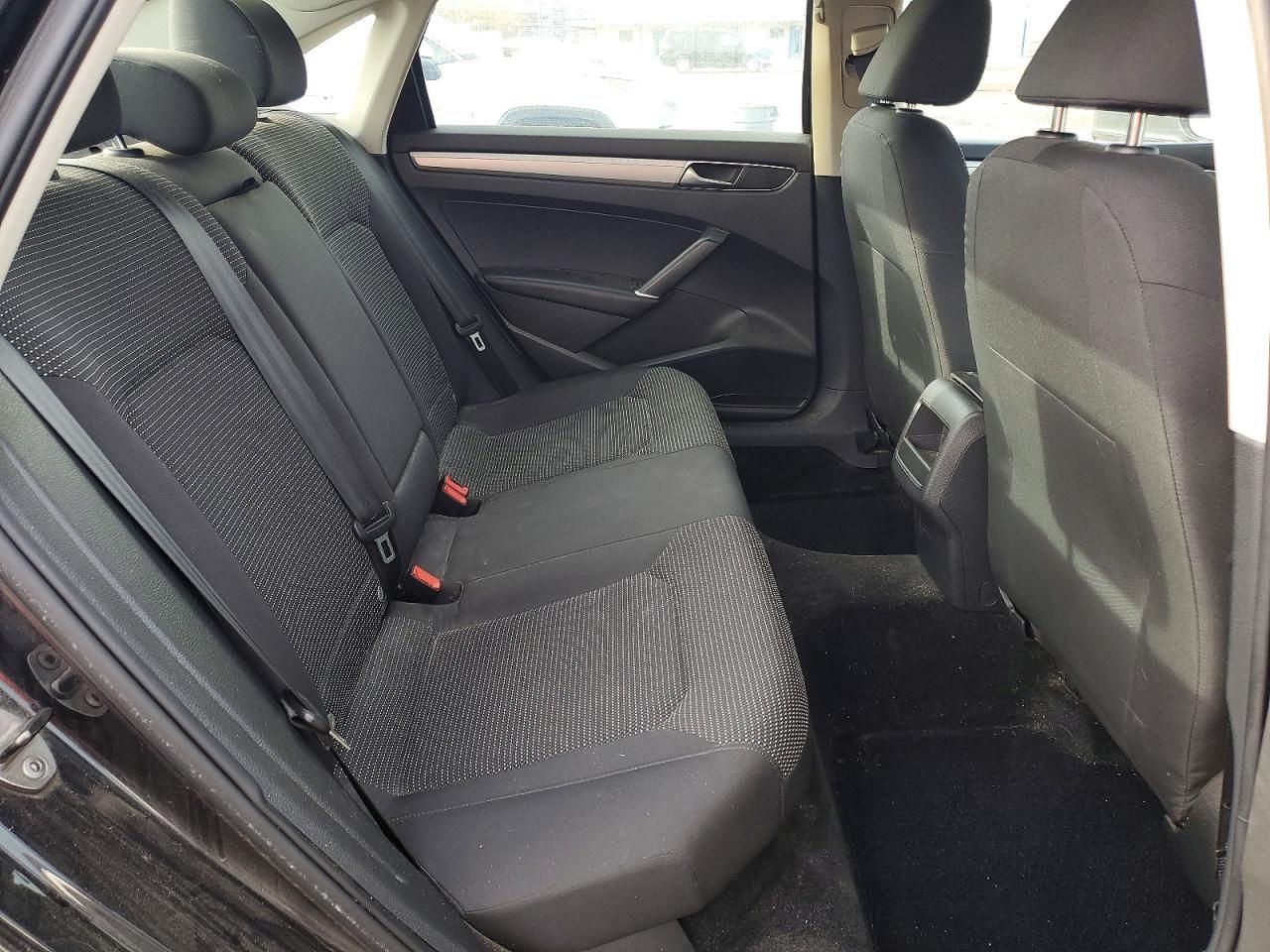 2018 Volkswagen Passat s