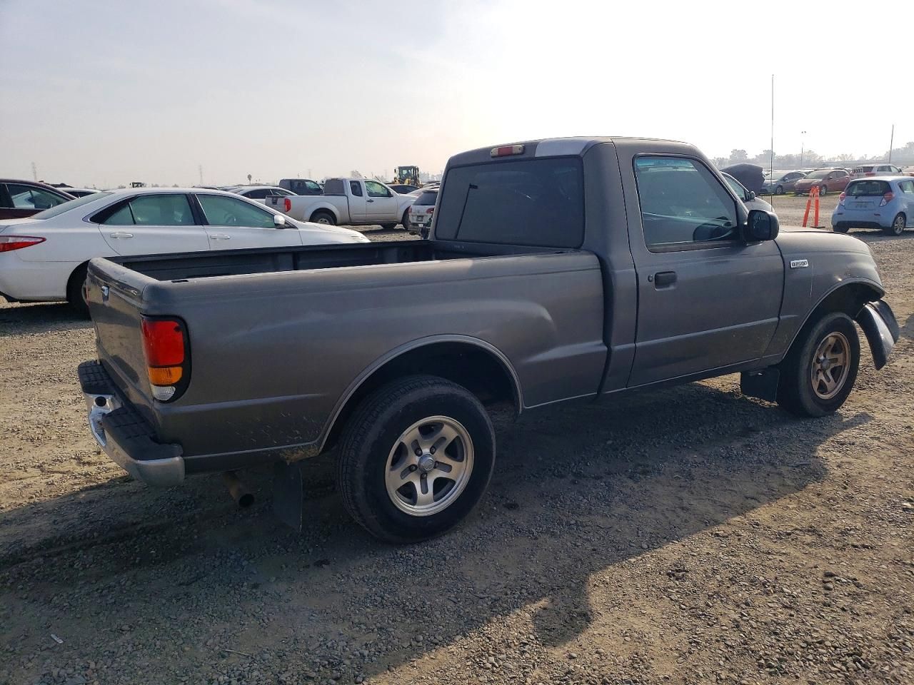 1999 Mazda B2500
