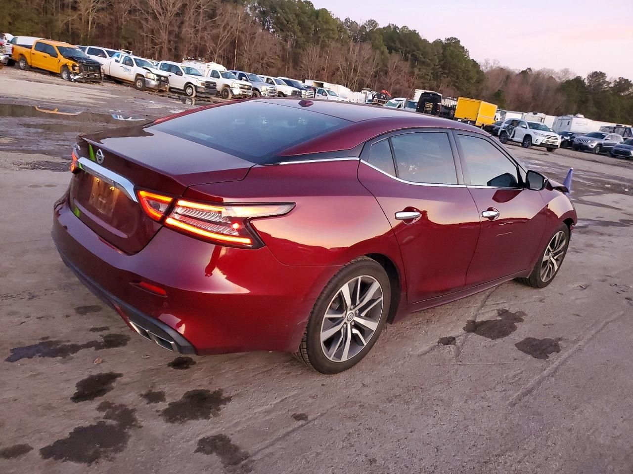 2020 Nissan Maxima s