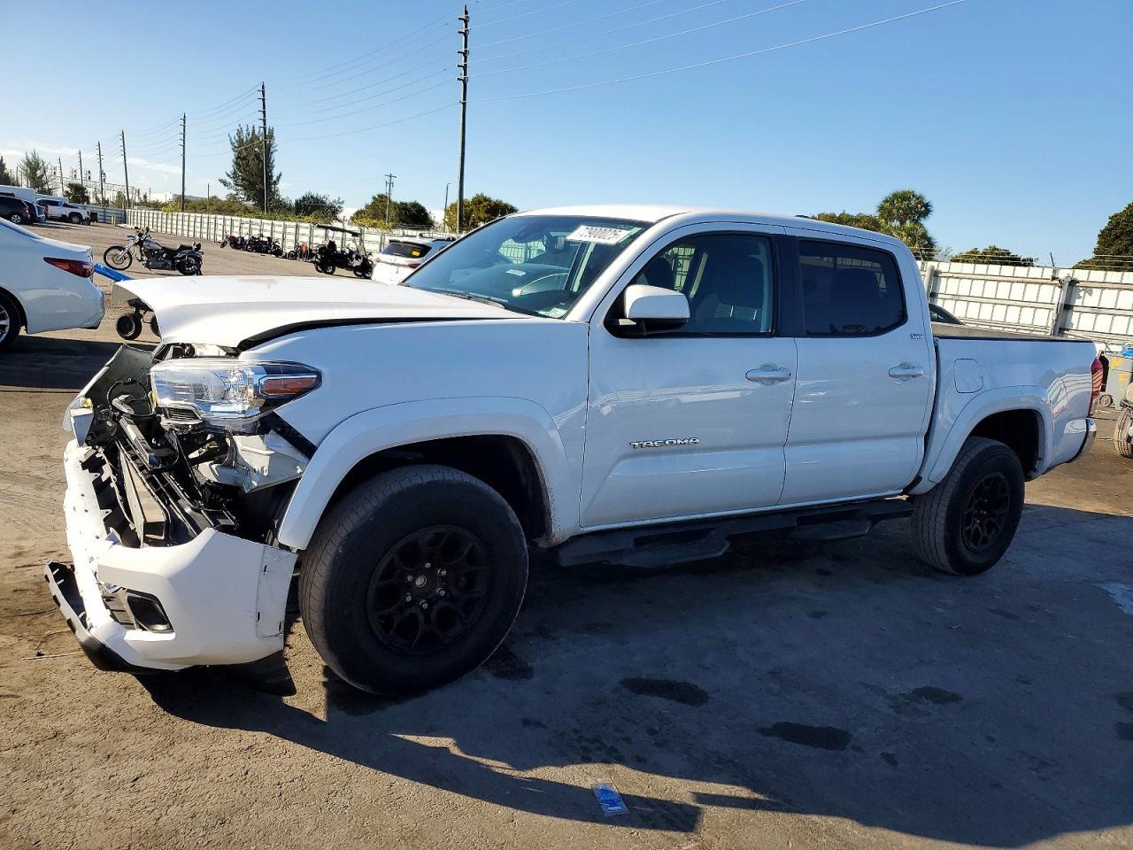 2022 Toyota Tacoma SR5 V6