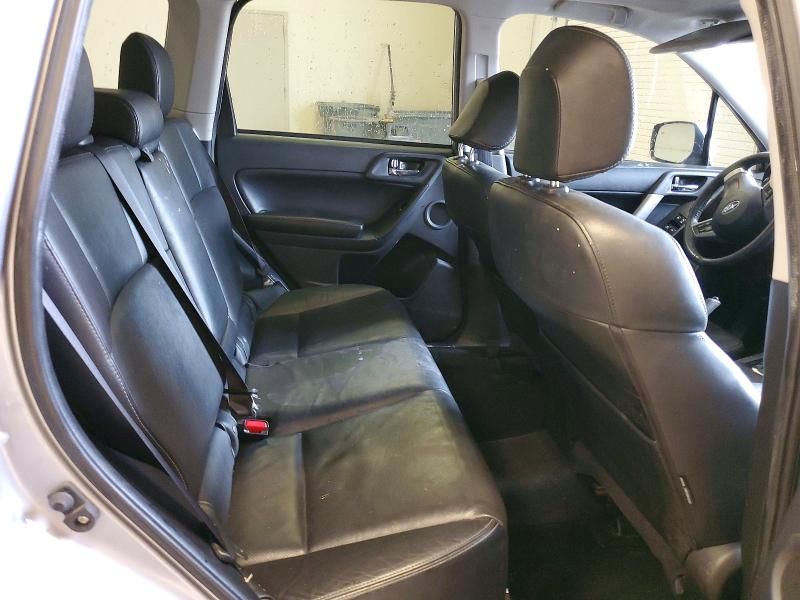 2016 Subaru Forester 2.5i Touring