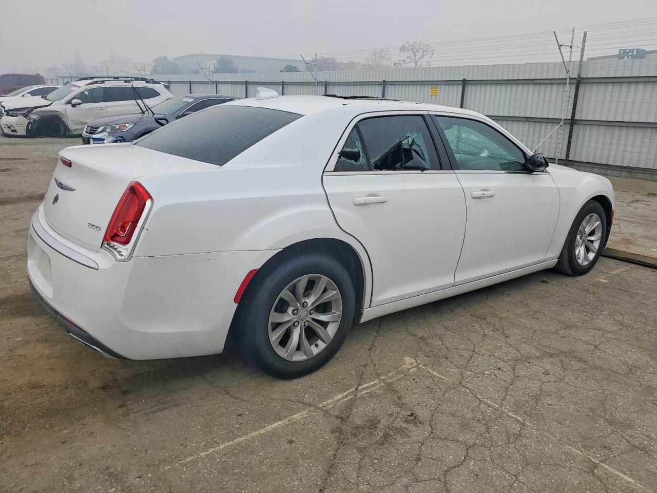 2016 Chrysler 300 Limited