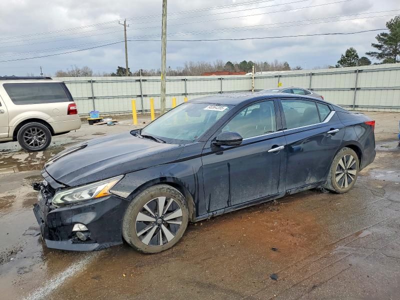2020 Nissan Altima sl