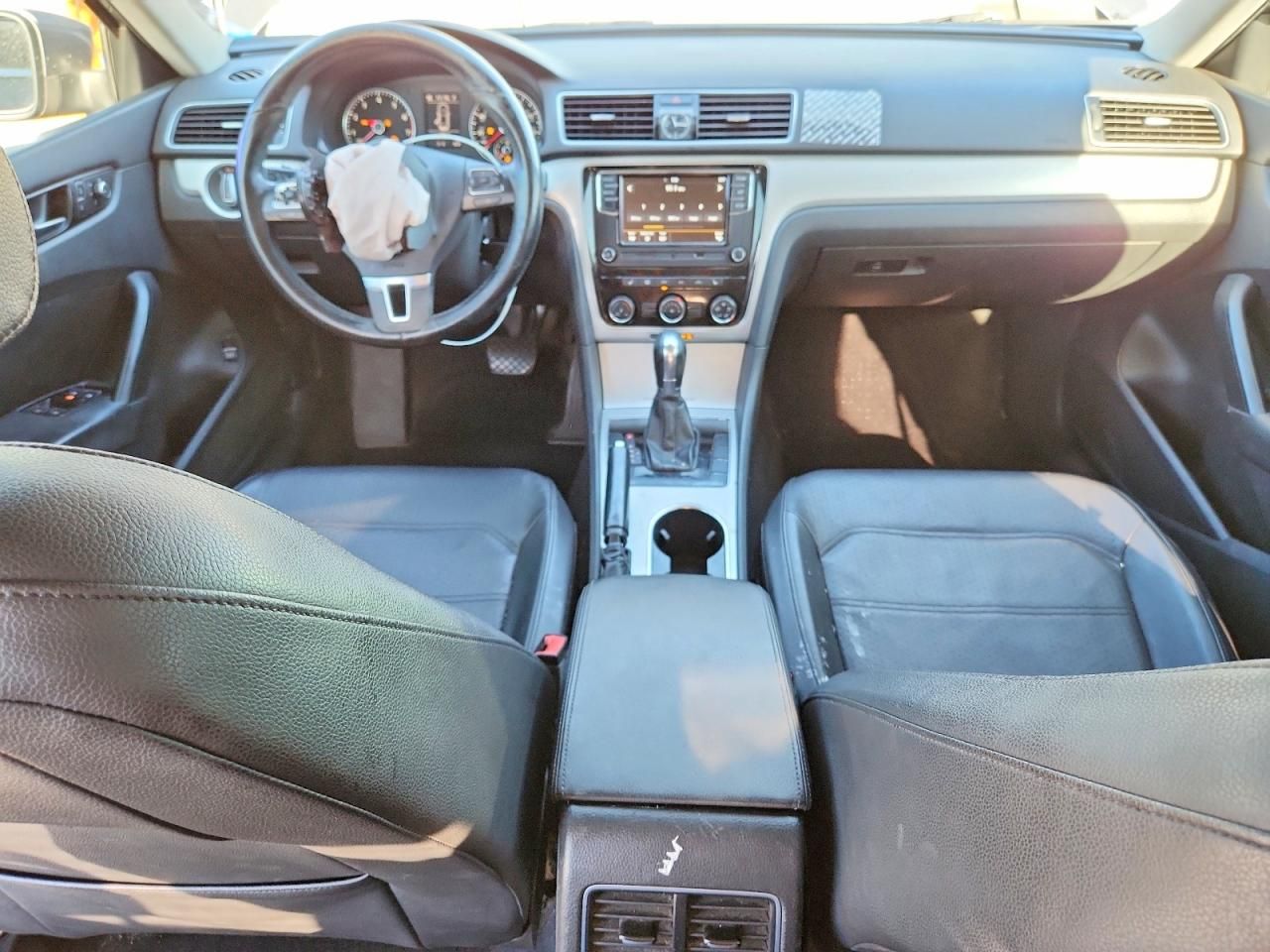 2013 Volkswagen Passat se