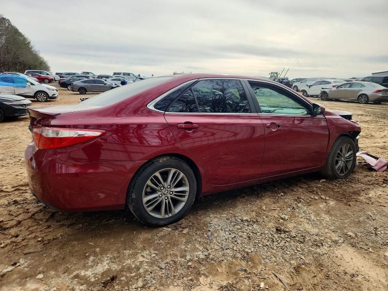 2016 Toyota Camry le