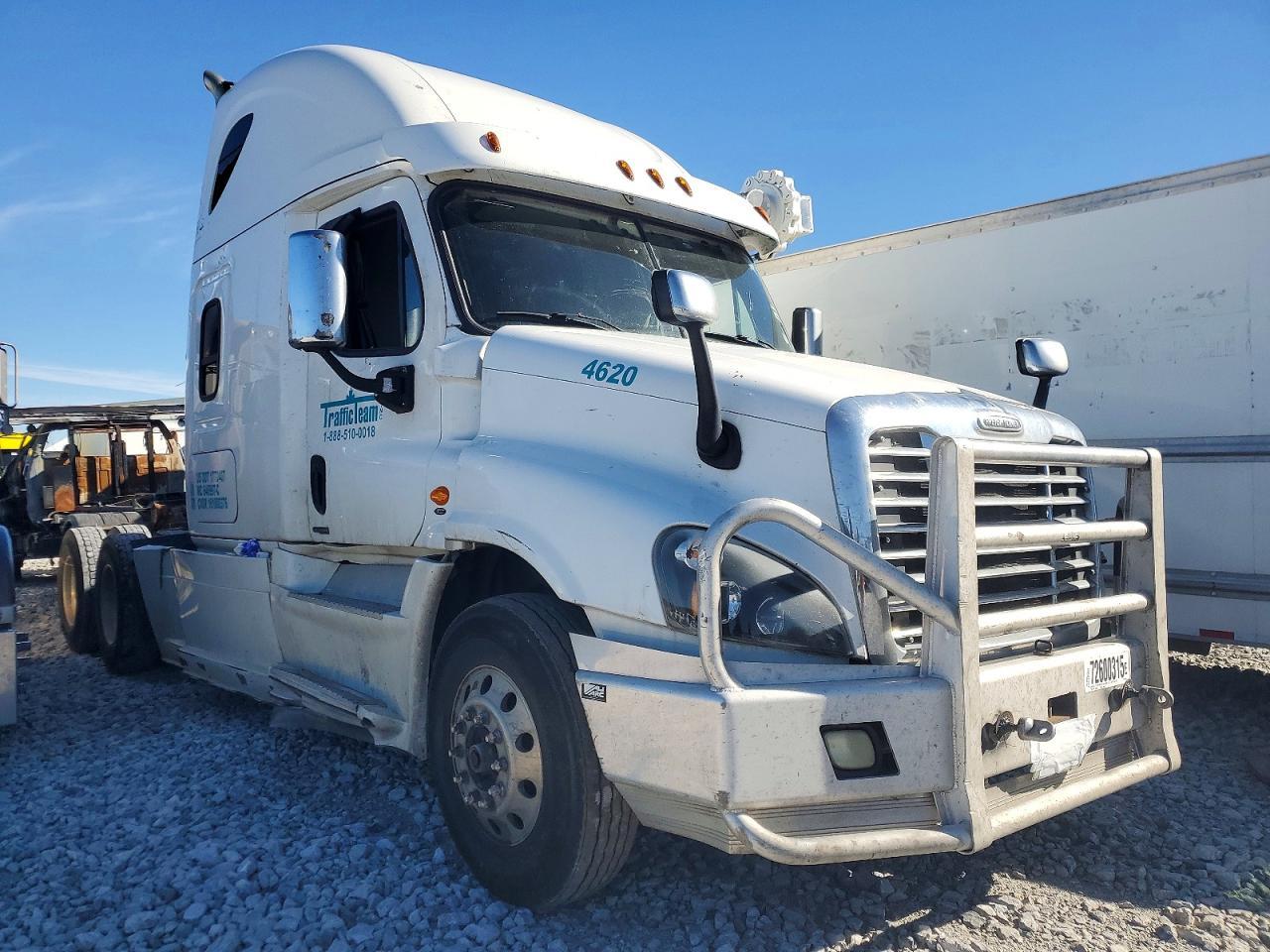 2017 Freightliner Cascadia 125 Semi Truck