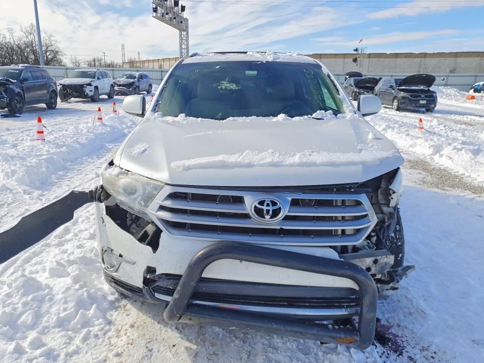 2011 Toyota Highlander Base