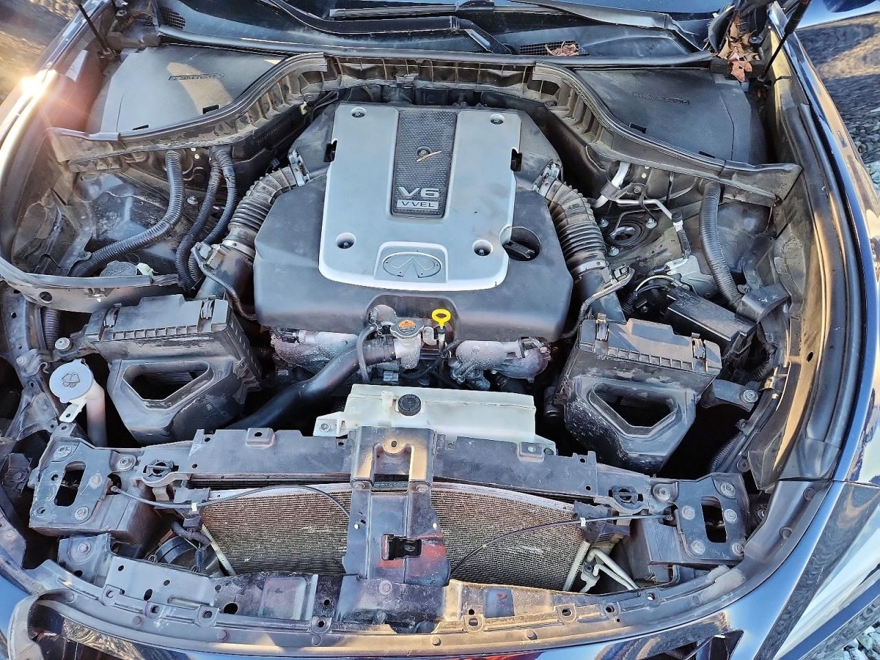 2015 Infiniti Q70 3.7