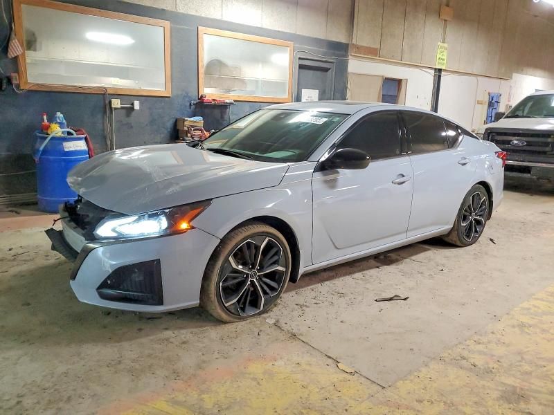 2023 Nissan Altima sr