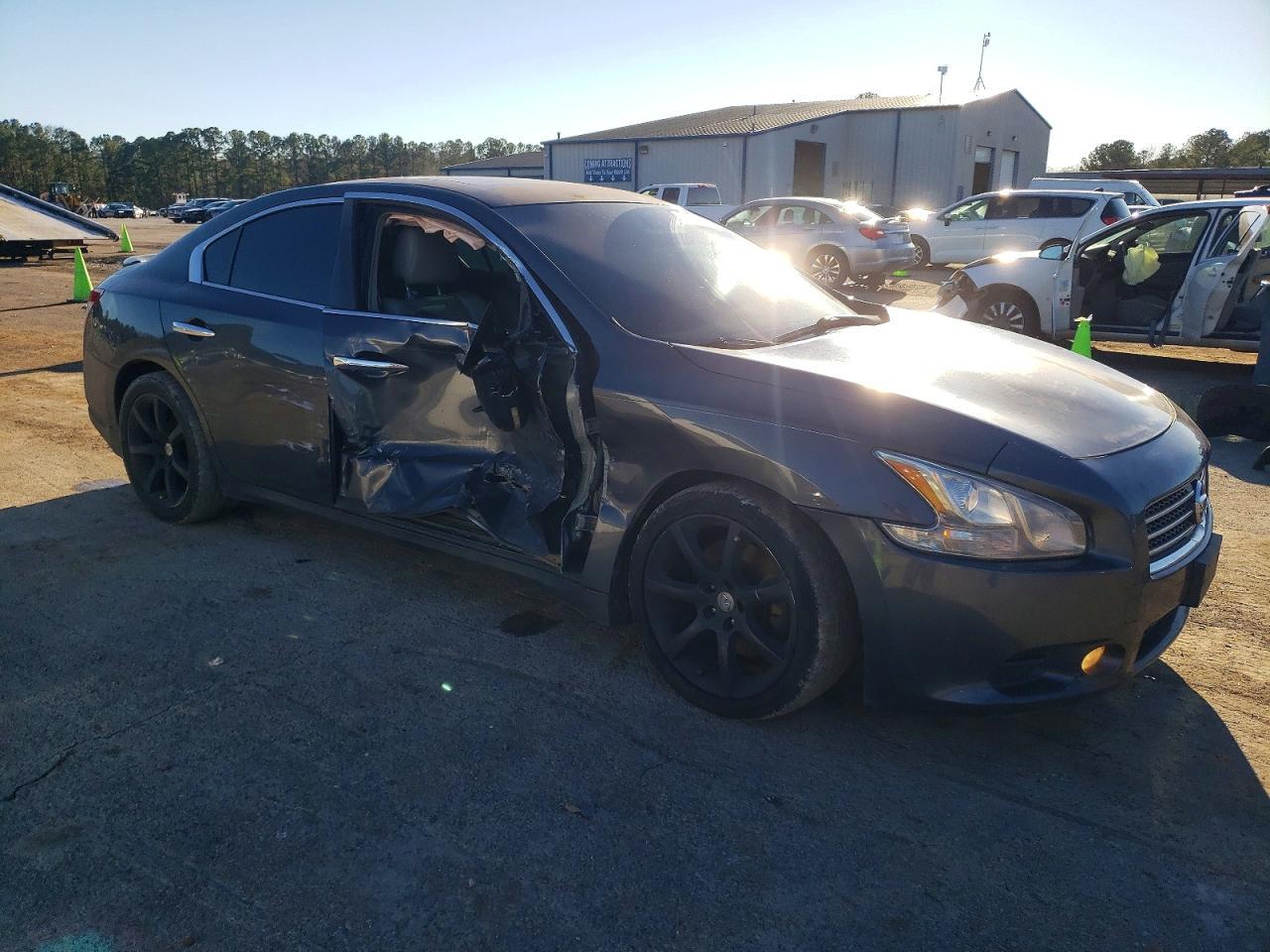 2009 Niss Maxima s