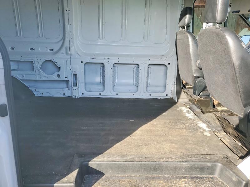 2022 Ford Transit T-250