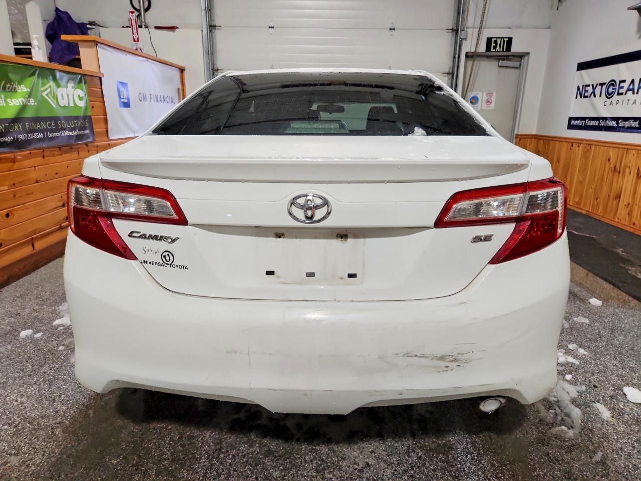 2014 Toyota Camry l