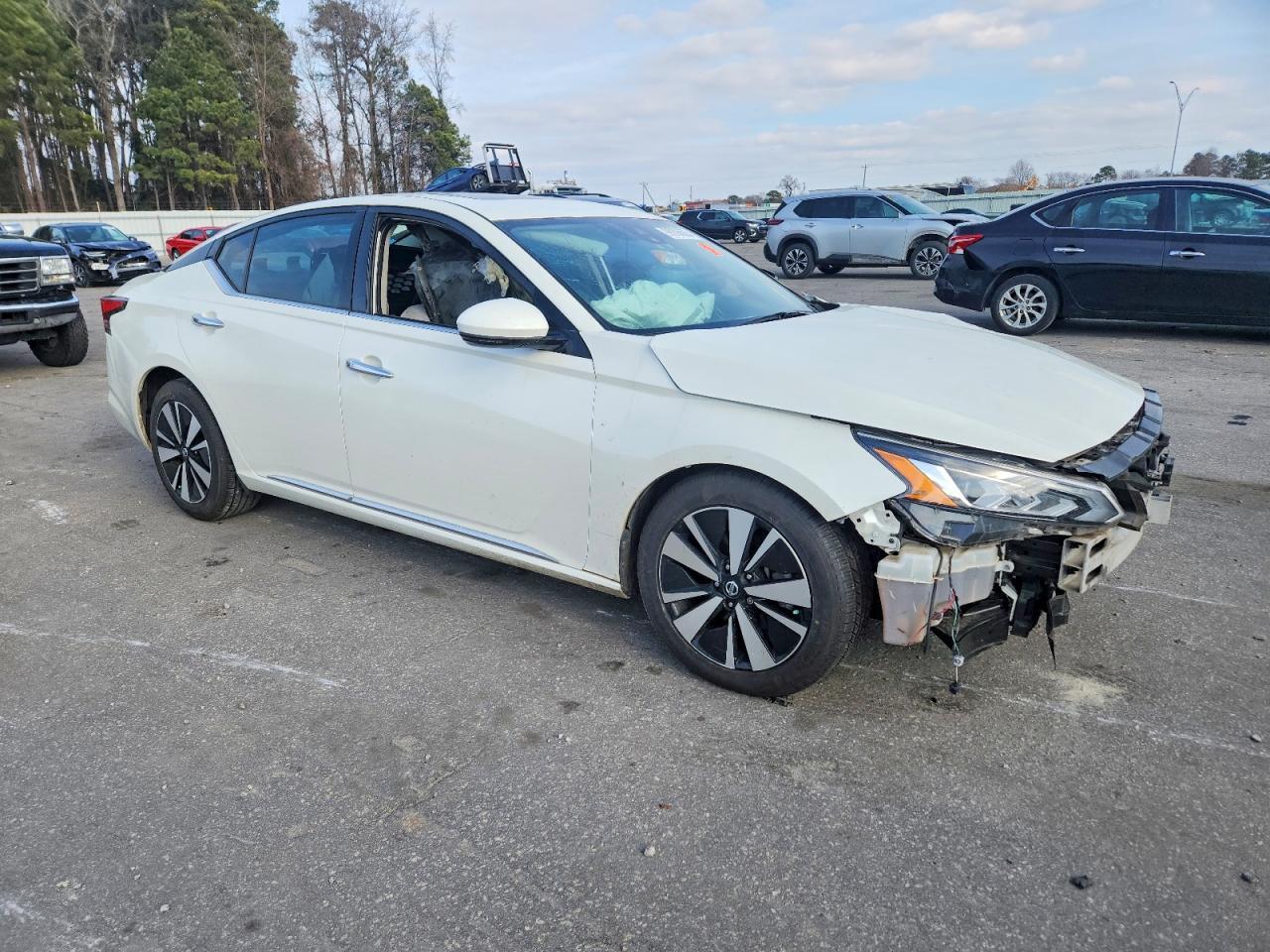 2020 Niss Altima 2.5 sv