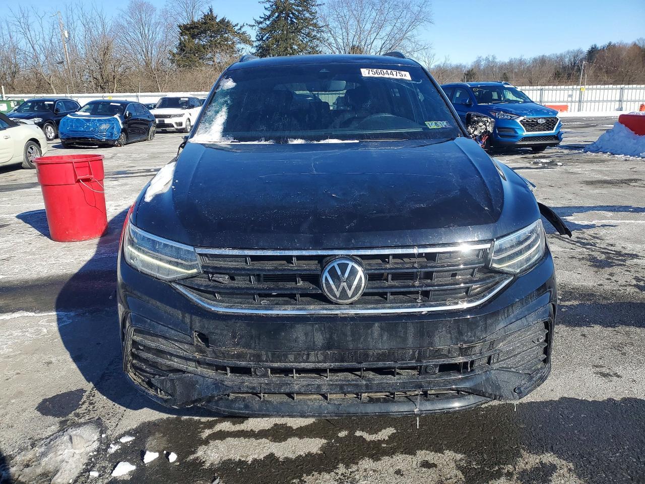 2022 Volkswagen Tiguan se R-line Black