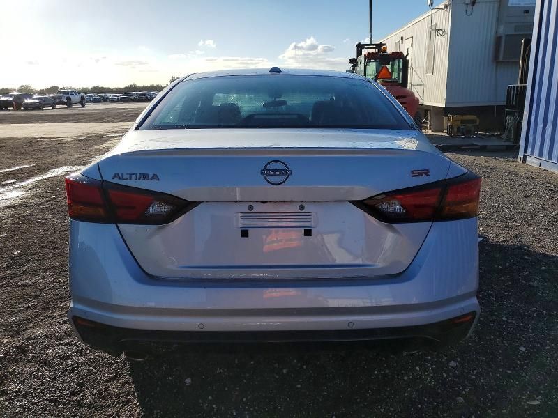 2025 Nissan Altima 2.5 sr