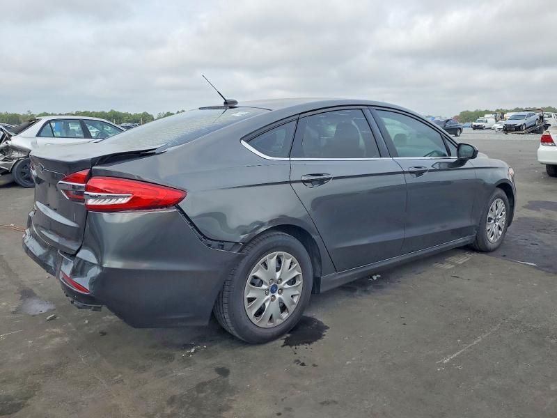 2019 Ford Fusion s
