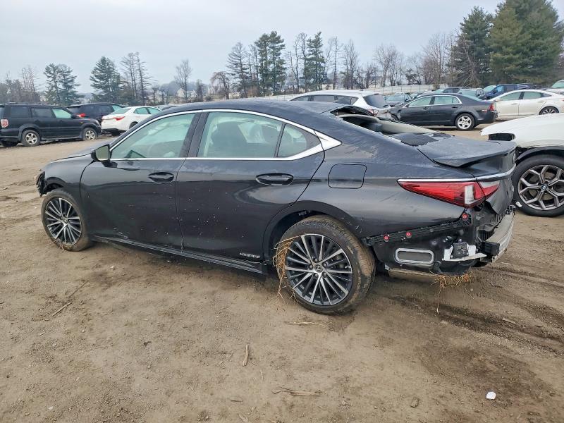 2022 Lexus Es 300h Base