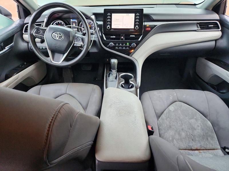 2021 Toyota Camry le