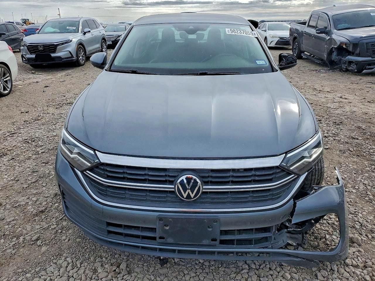 2024 Volkswagen Jetta se