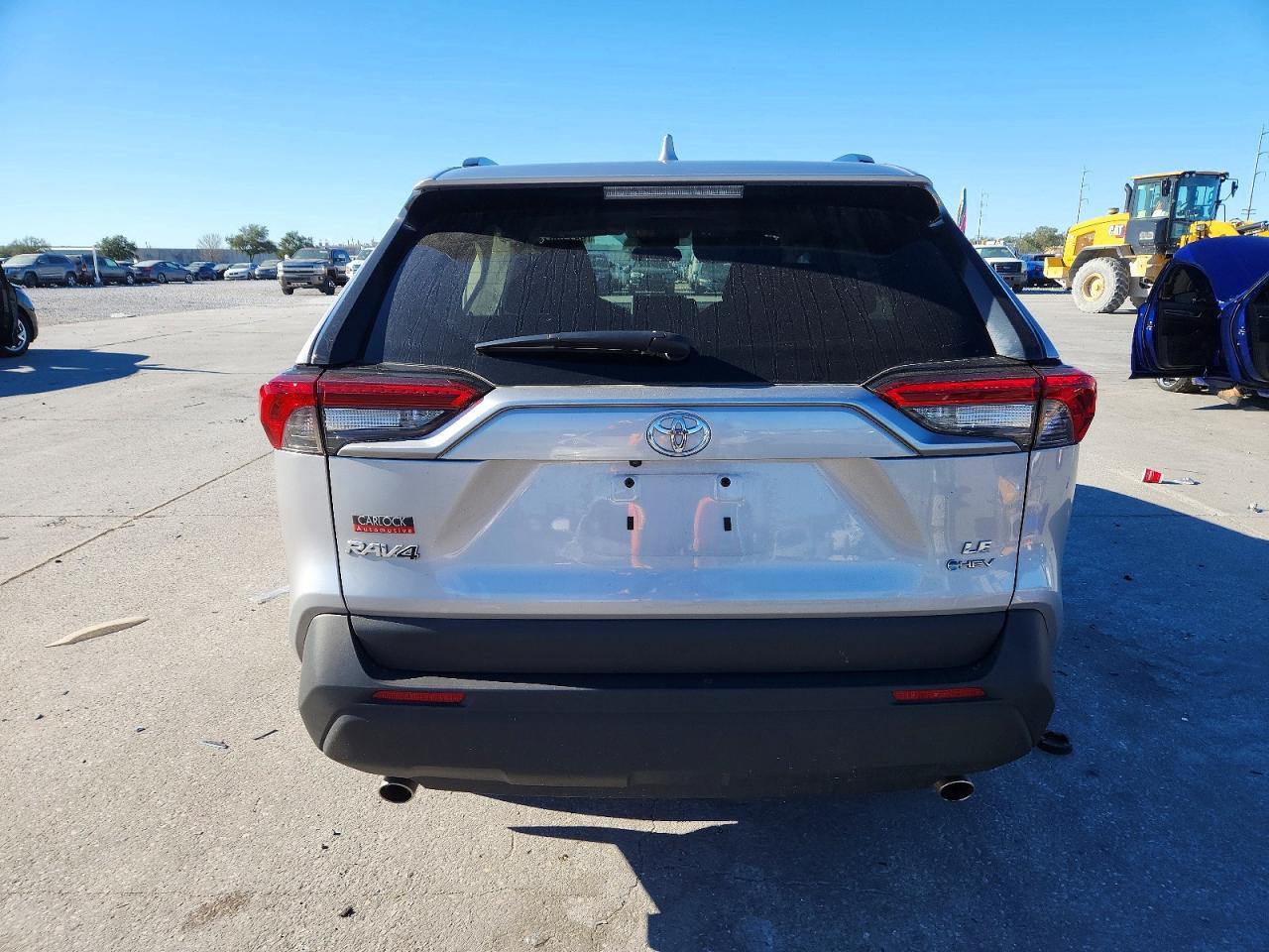 2025 Toyota Rav4 le