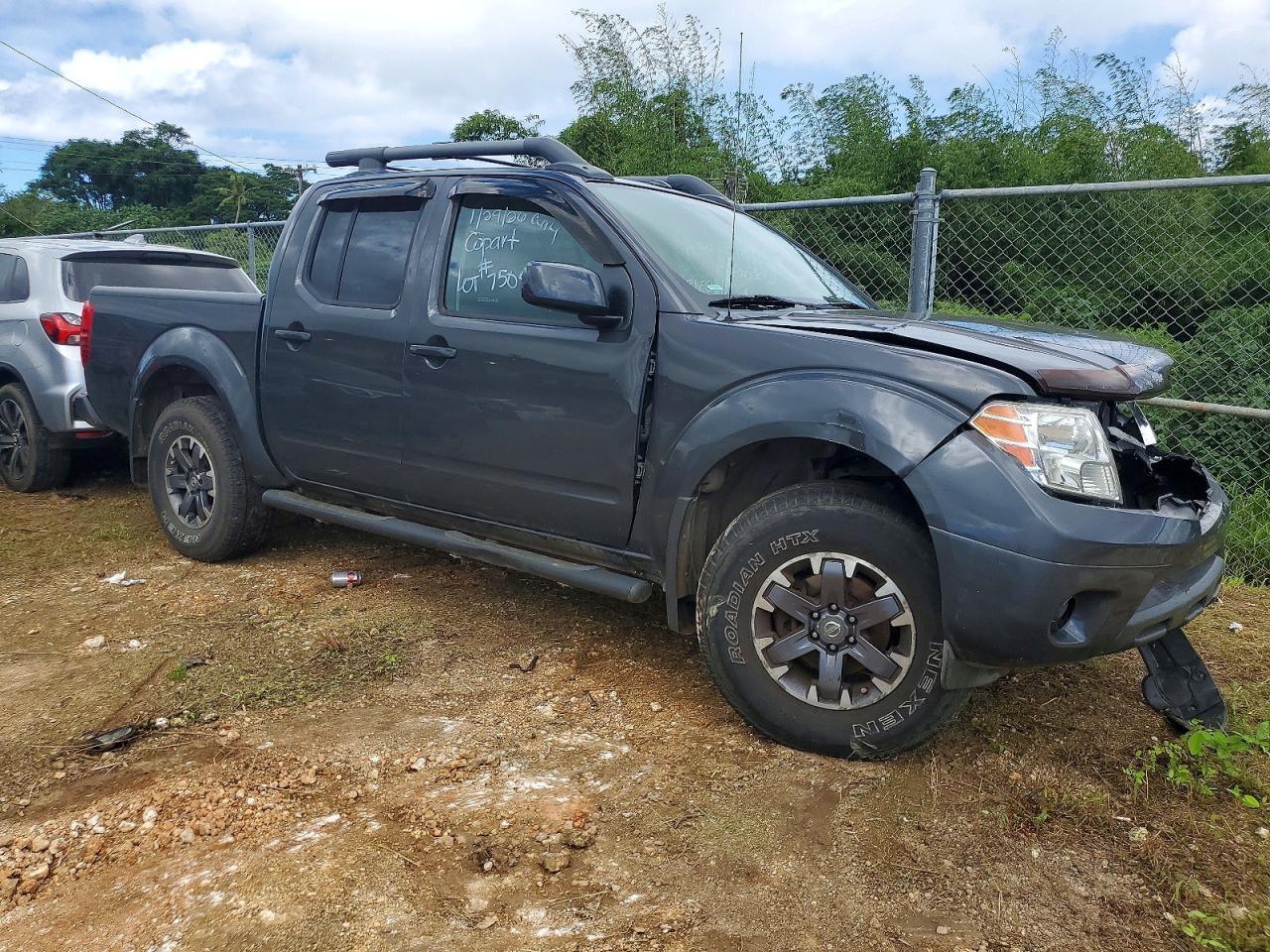 2015 Niss Frontier S