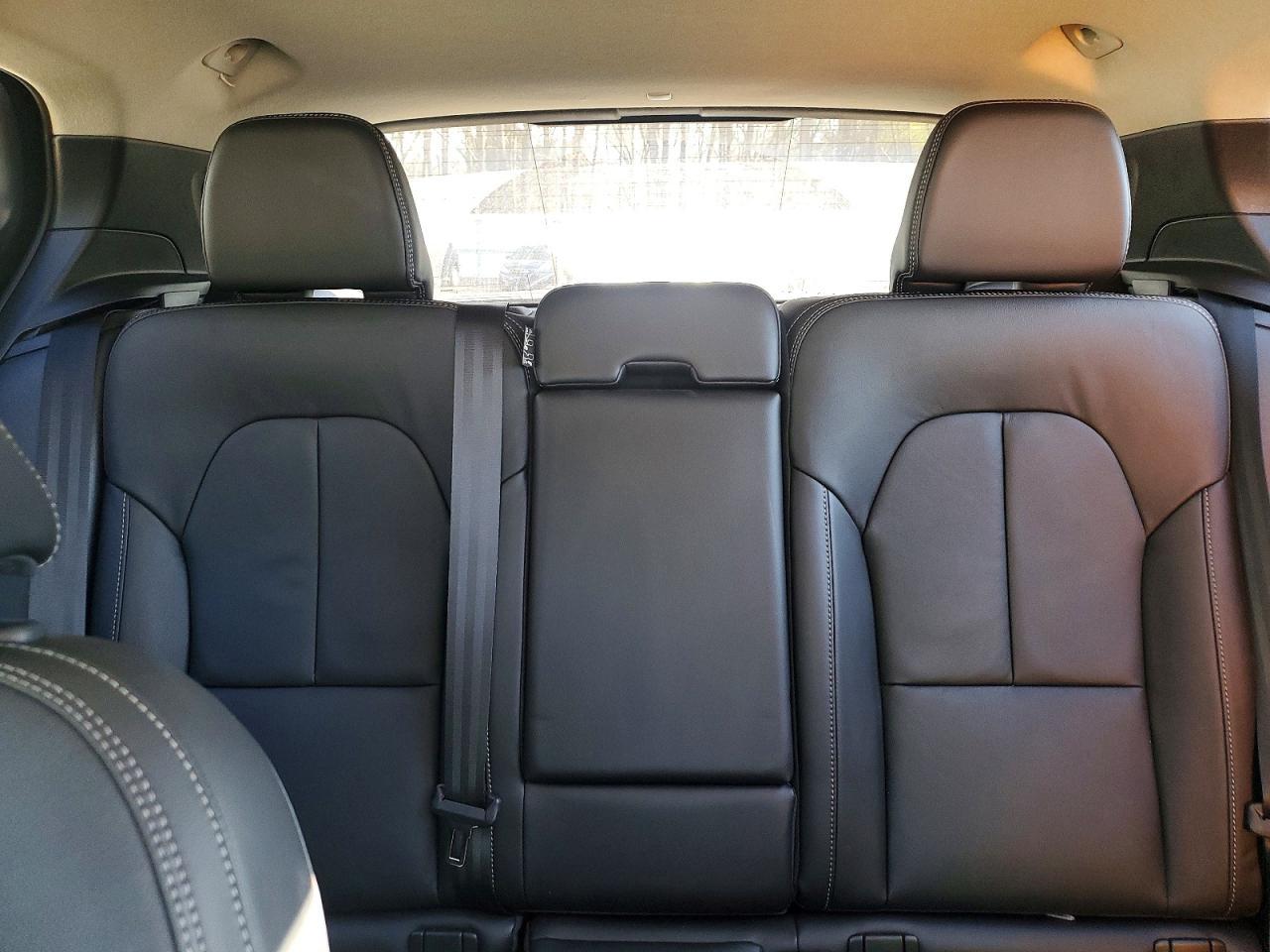 2025 Volvo Xc40 Core