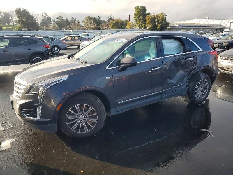 2017 Cadillac XT5 Luxury