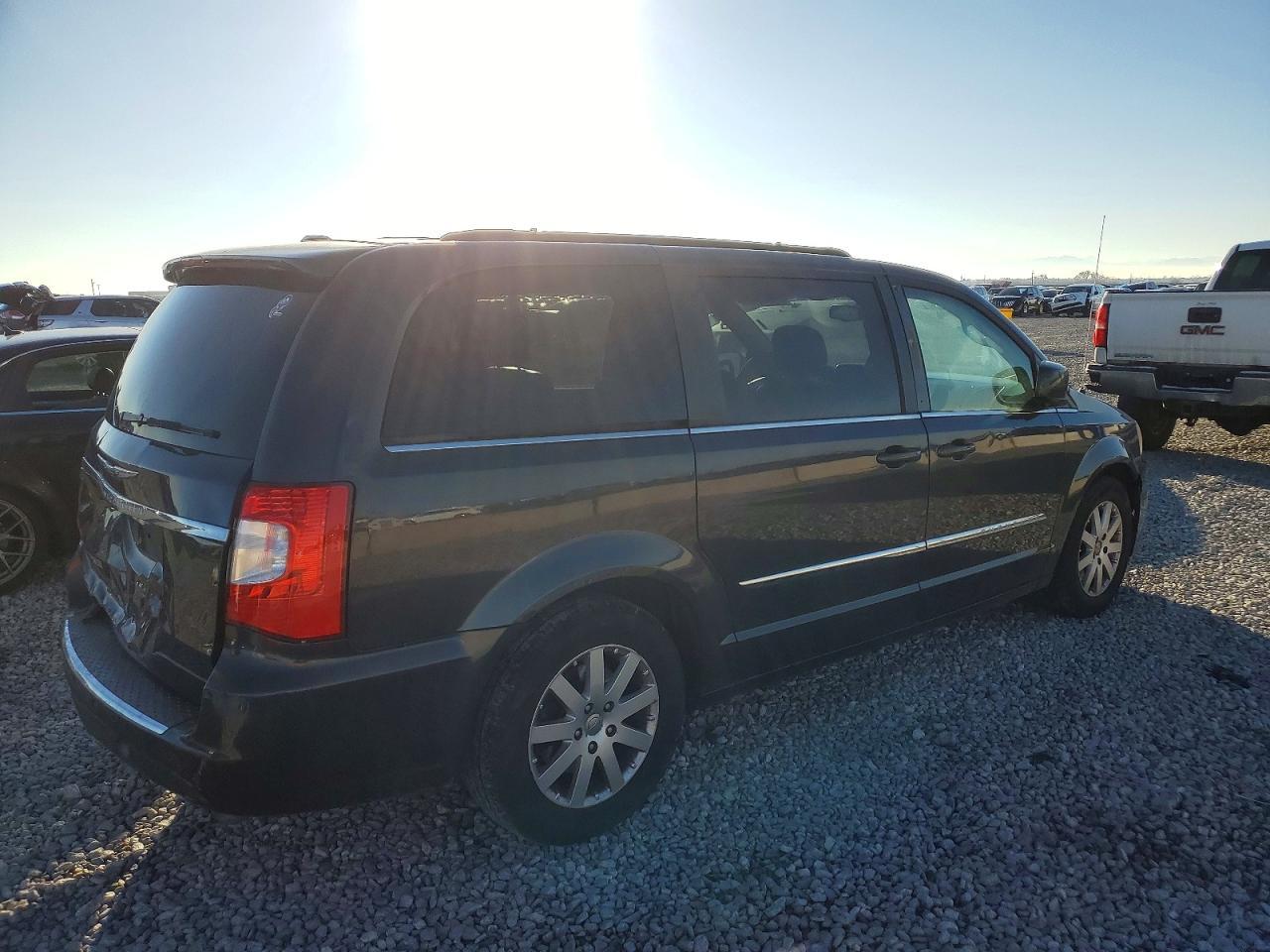 2012 Chrysler Town & Country Touring